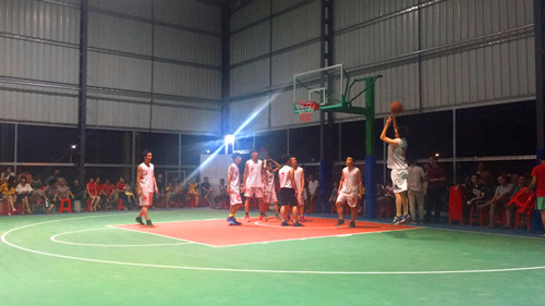 �����ϲ�Ƭ���׸����������������ʹ��